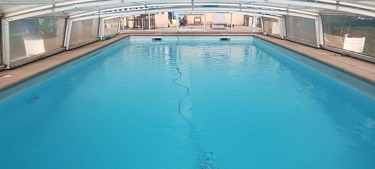 Anneyron Charmante Maison Avec Piscine מראה חיצוני תמונה